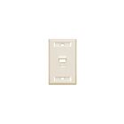 Leviton 42081-1TS Plaque murale 1 port, 1 groupe, angle d'identification, clair-amande