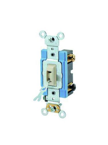 leviton_lev12032il